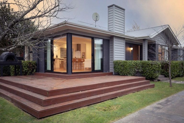 Photo of property in 15 Samuel Place, Queenwood, Hamilton, 3210