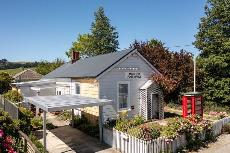 Photo of property in 1673 Teviot Road, Millers Flat, Roxburgh, 9572