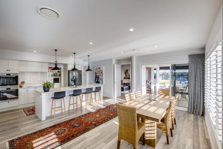 Photo of property in 145 Arataki Road, Havelock North, 4130
