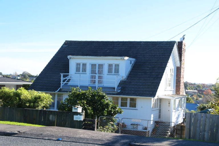 Photo of property in 56 Litten Road, Cockle Bay, Auckland, 2014