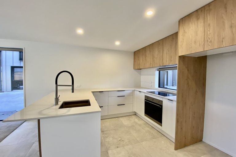 Photo of property in 9 Ward Street, Addington, Christchurch, 8024