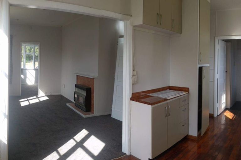 Photo of property in 16 Rangiora Avenue, Roslyn, Palmerston North, 4414