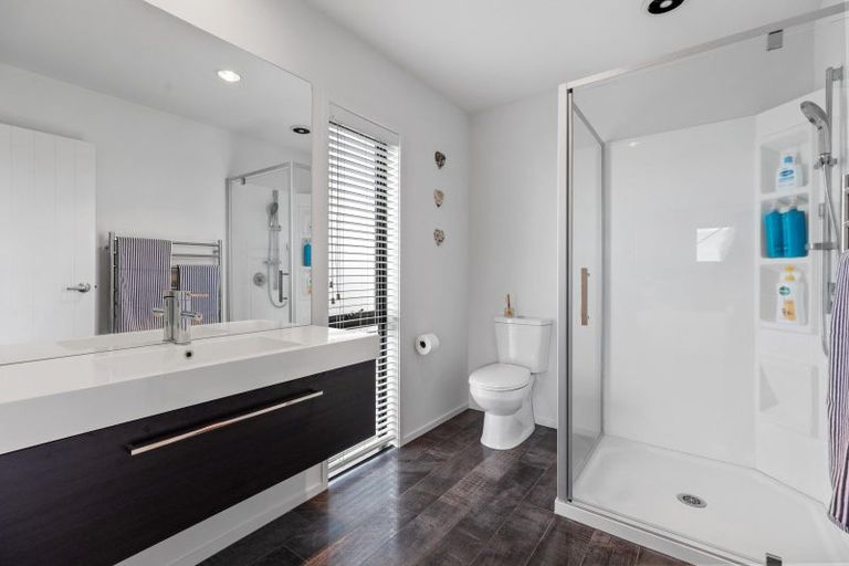 Photo of property in 6 Omapere Lane, Pyes Pa, Tauranga, 3112