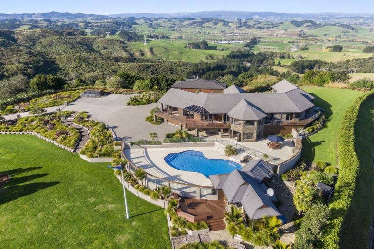 Photo of property in 477 Redoubt Road, Totara Park, Auckland, 2019