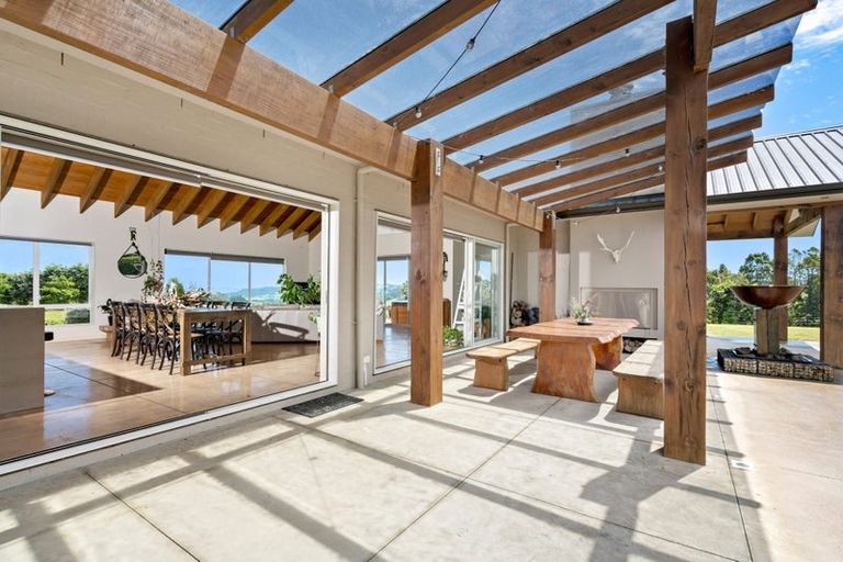 Photo of property in 318 Stoney Creek Road, Kaukapakapa, 0873