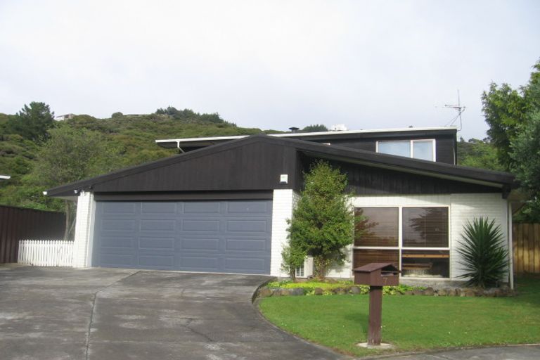 Photo of property in 7 Mizzen Place, Whitby, Porirua, 5024