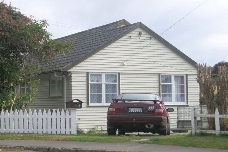 Photo of property in 14 Stephen Street, Johnsonville, Wellington, 6037