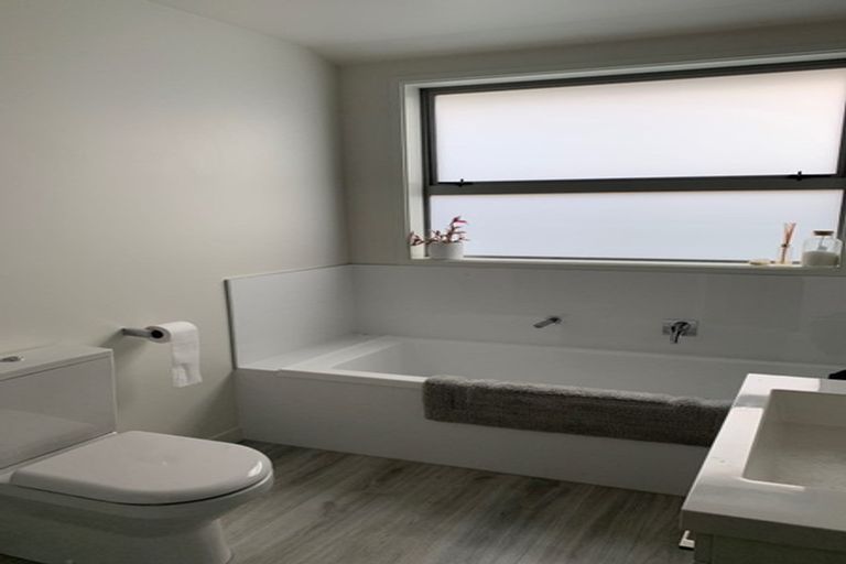 Photo of property in 30 Materawaho Way, Pyes Pa, Tauranga, 3112