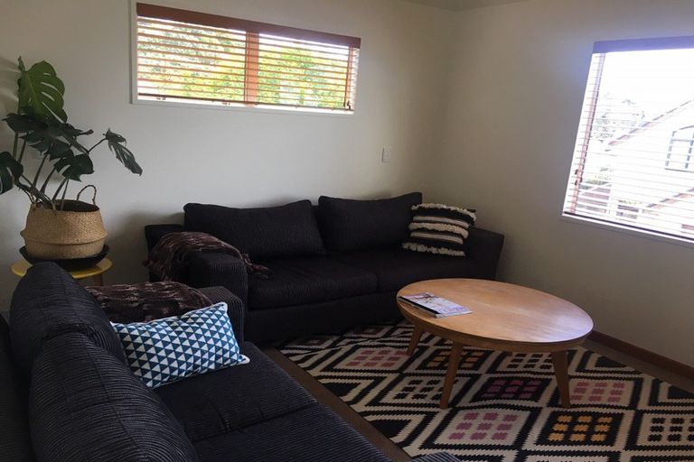 Photo of property in 5 Alfred Street, Northcote Point, Auckland, 0627