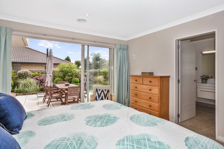 Photo of property in 26 Otupoa Way, Paraparaumu, 5032