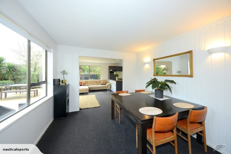 Photo of property in 9b Kaputone Place, Belfast, Christchurch, 8051