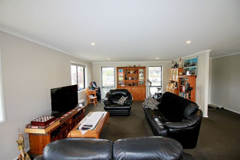 Photo of property in 45 Aquila Drive, Whitianga, 3510