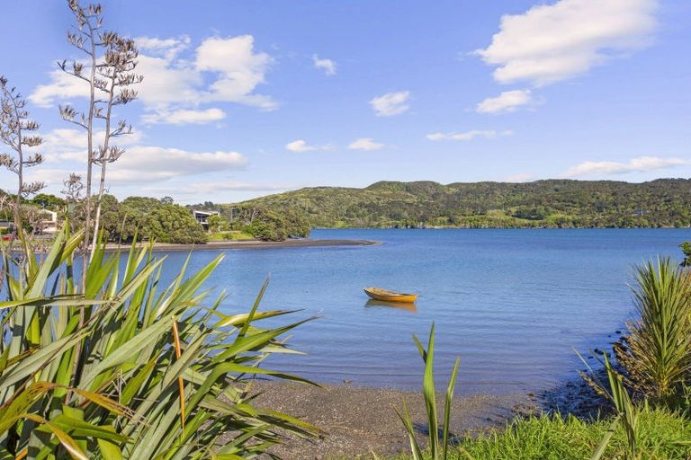 Photo of property in 43a Wallis Street, Raglan, 3225