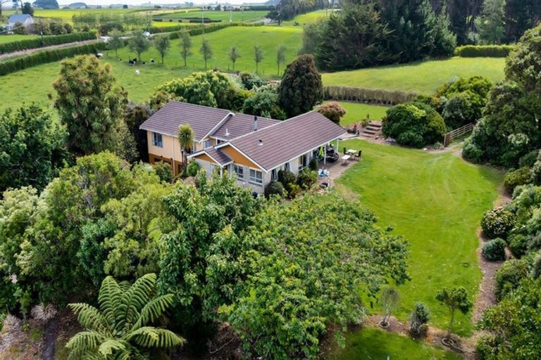 Photo of property in 174 South Road, Hawera, 4610