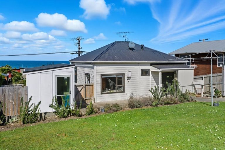 Photo of property in 1 Queen Street, Brighton, Dunedin, 9035