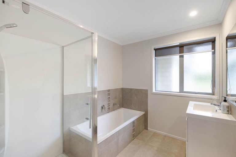 Photo of property in 16 Roy Road, Hamurana, Rotorua, 3096