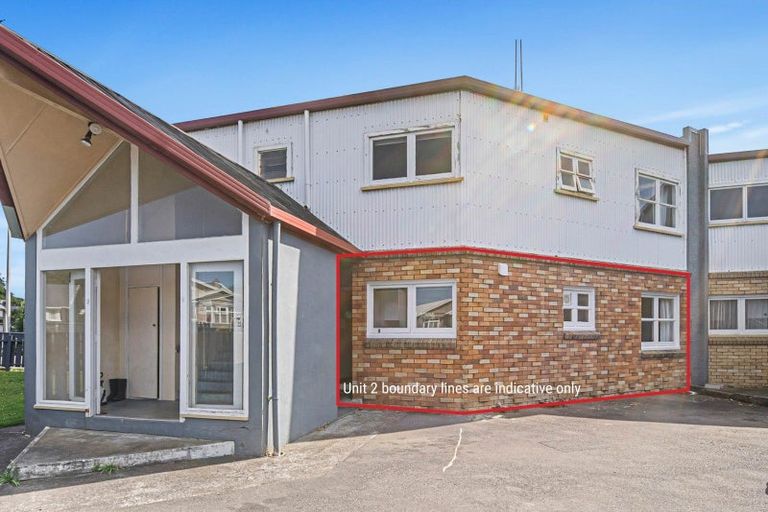 Photo of property in 2/184 Powderham Street, New Plymouth, 4310