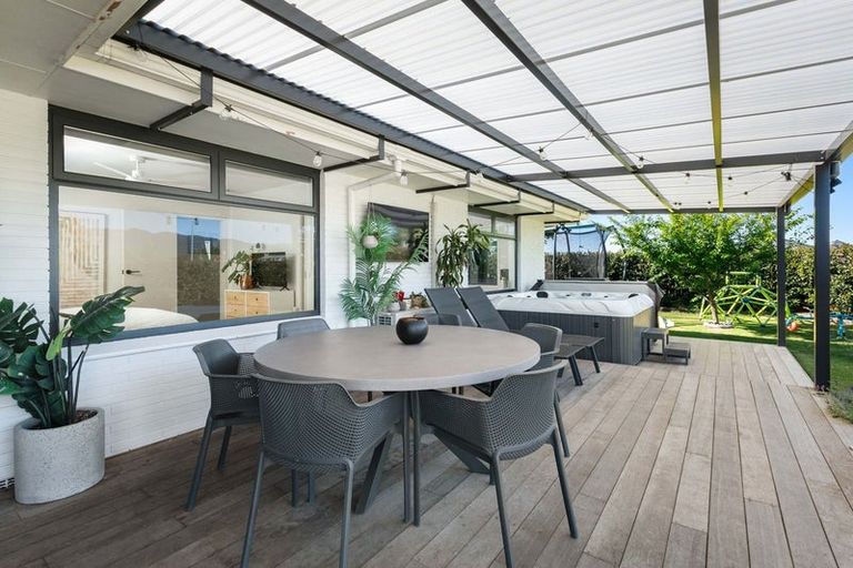 Photo of property in 24 Heron Crescent, Katikati, 3129