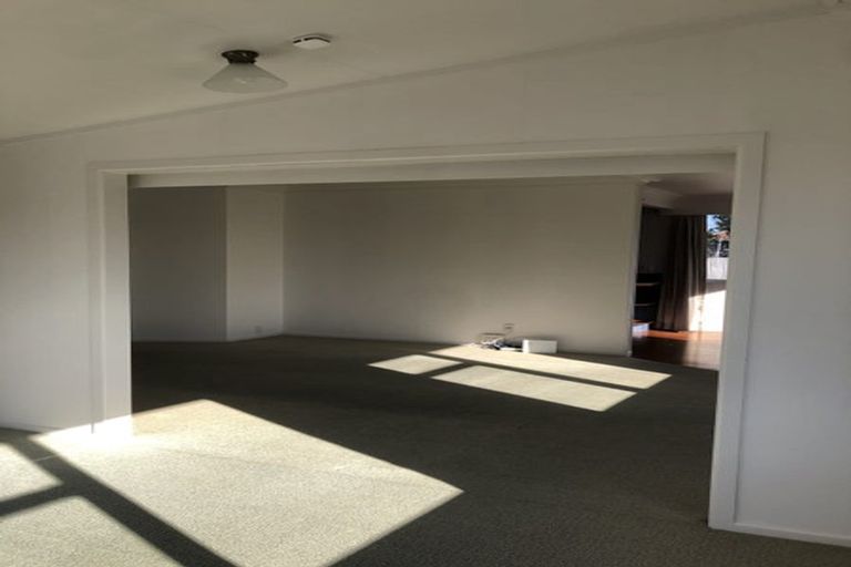 Photo of property in 19 Kingsley Street, St Andrews, Hamilton, 3200