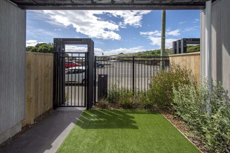 Photo of property in 3/232 Marine Parade, New Brighton, Christchurch, 8061
