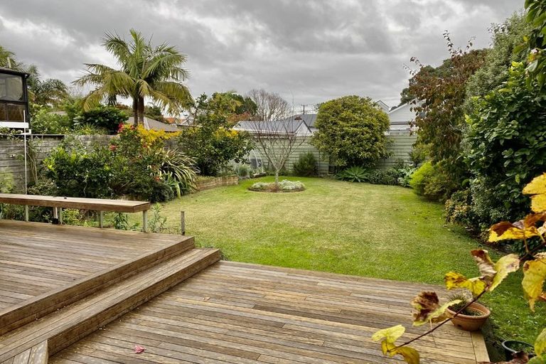 Photo of property in 3 Rata Road, Devonport, Auckland, 0624