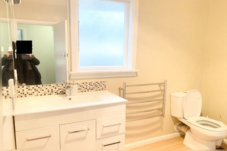 Photo of property in 52 Arthur Street, Upper Riccarton, Christchurch, 8041