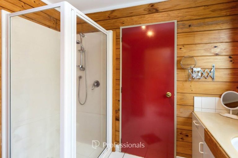 Photo of property in 301 Main Road North, Brown Owl, Upper Hutt, 5018