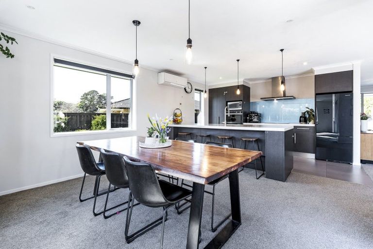 Photo of property in 26 Fernbrook Drive, Hurworth, New Plymouth, 4310