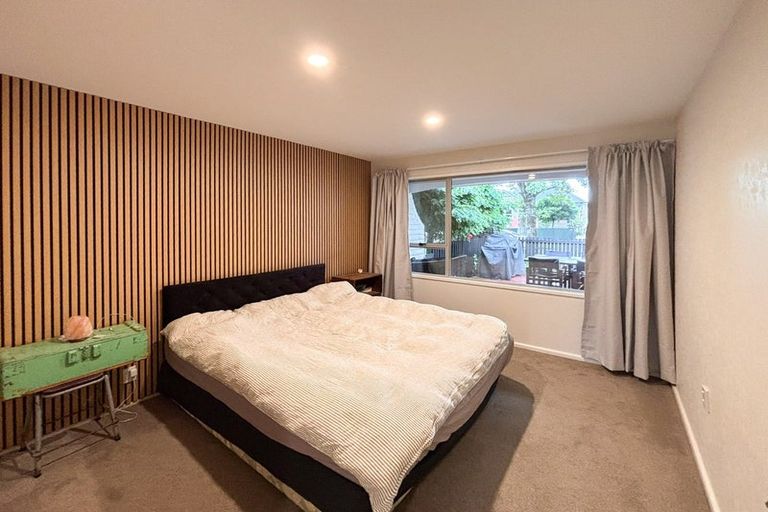 Photo of property in 2/16 Oxley Avenue, St Albans, Christchurch, 8014