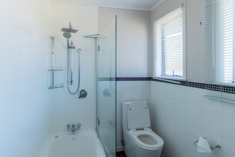 Photo of property in 11 Forfar Crescent, Rockdale, Invercargill, 9812