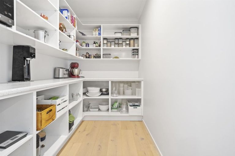 Photo of property in 4 Taylor Street, Cambridge, 3434