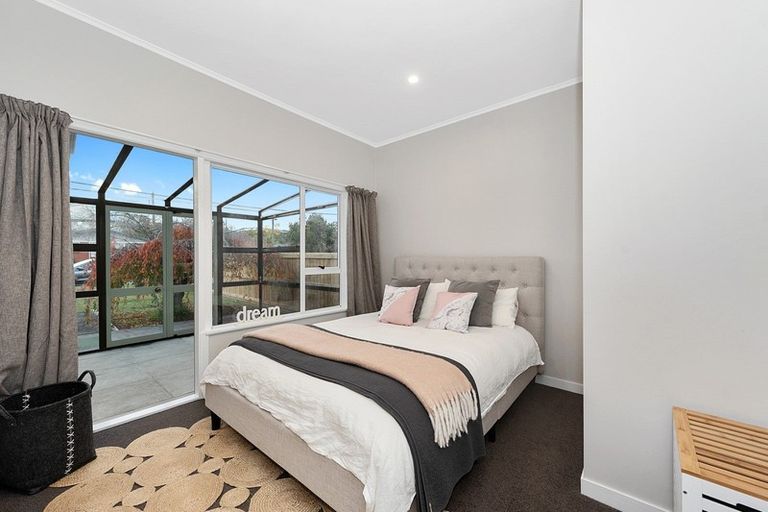 Photo of property in 11 Windsor Road, Maeroa, Hamilton, 3200