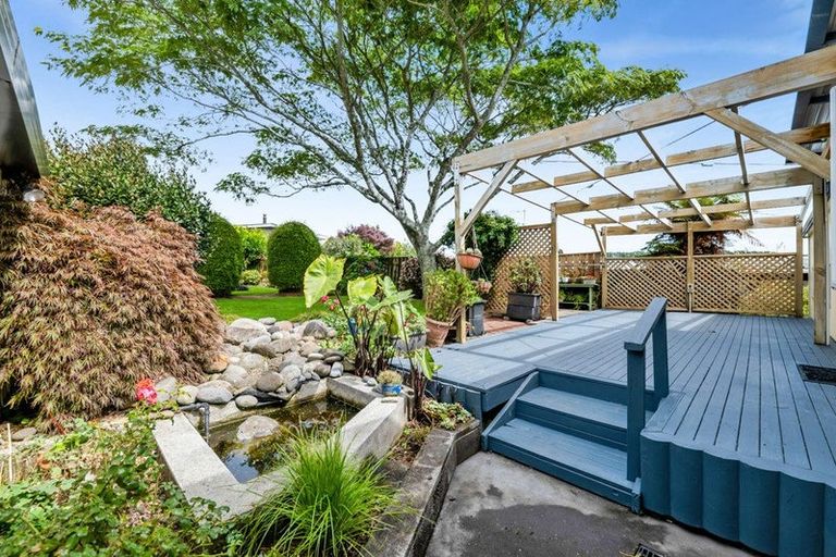 Photo of property in 102a Frankley Road, Frankleigh Park, New Plymouth, 4310