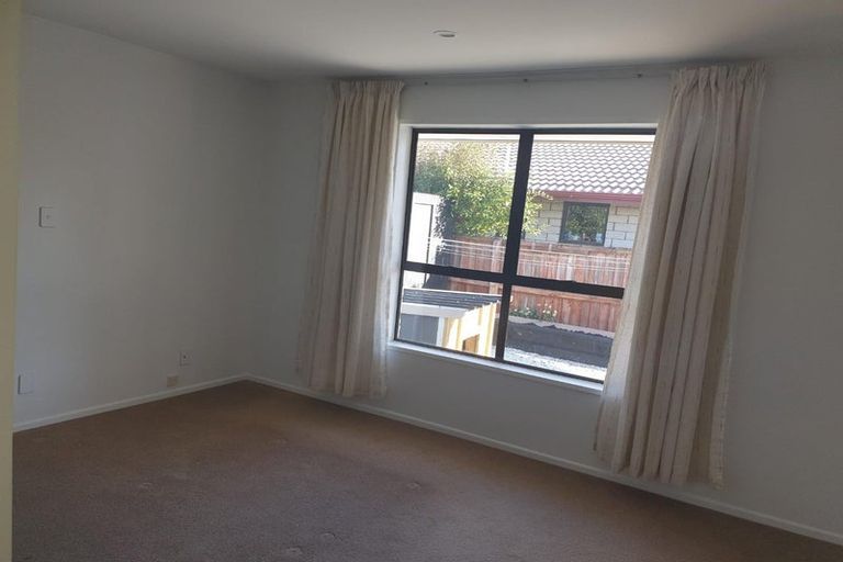 Photo of property in 1/12 Camrose Place, Ilam, Christchurch, 8041