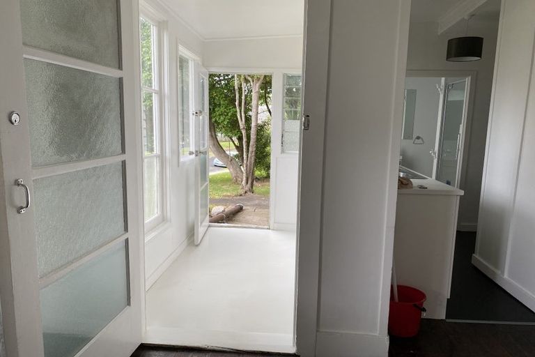 Photo of property in 18 Shoal Bay Road, Devonport, Auckland, 0624