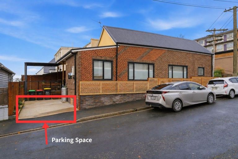 Photo of property in 24 Lees Street, Dunedin Central, Dunedin, 9016