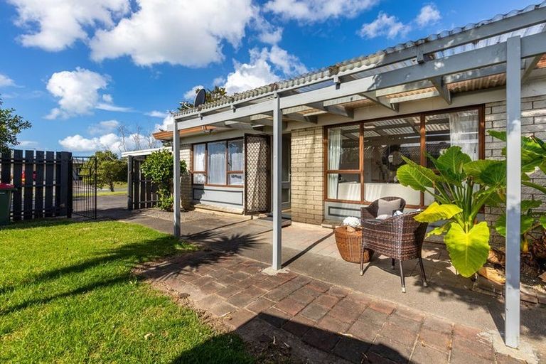 Photo of property in 1/38 Latham Avenue, Pakuranga, Auckland, 2010