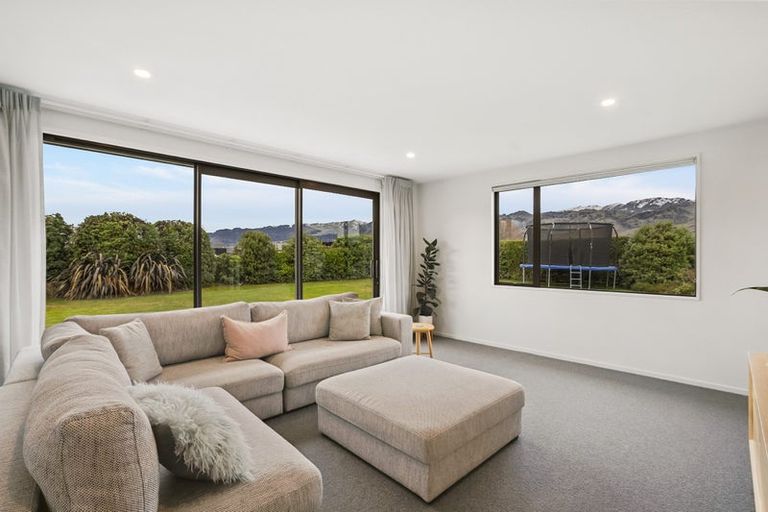 Photo of property in 27 De Bettencor Place, Mount Pisa, Cromwell, 9383