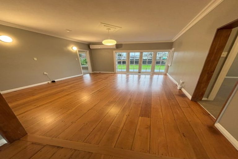 Photo of property in 158 Naenae Road, Naenae, Lower Hutt, 5011