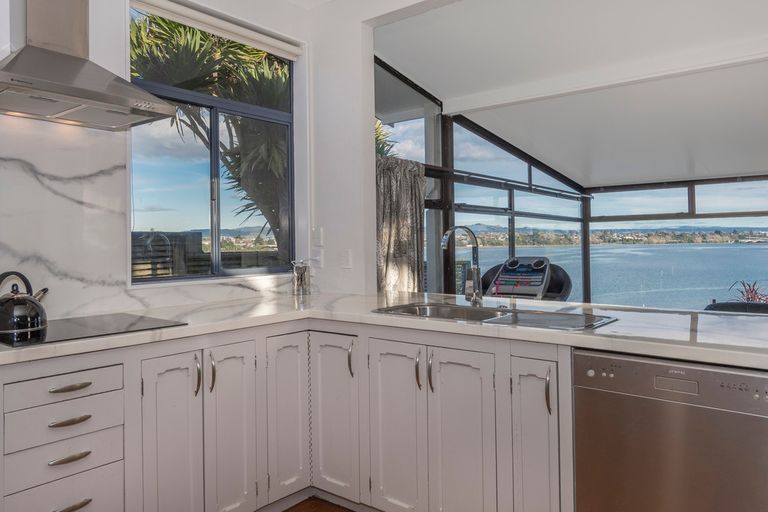 Photo of property in 19 Roderick Street, Otumoetai, Tauranga, 3110