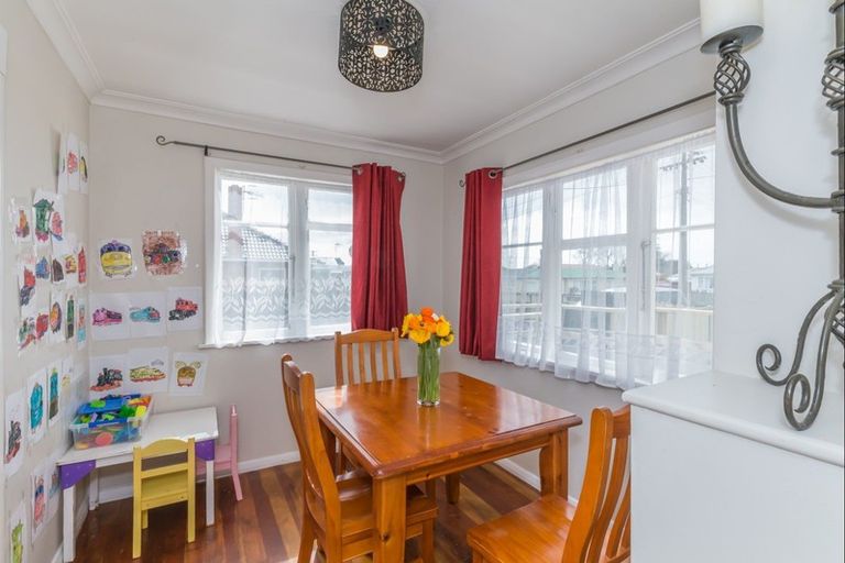 Photo of property in 6 Middlesex Street, Levin, 5510