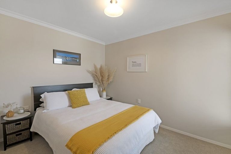 Photo of property in 23 Chester Street, Levin, 5510