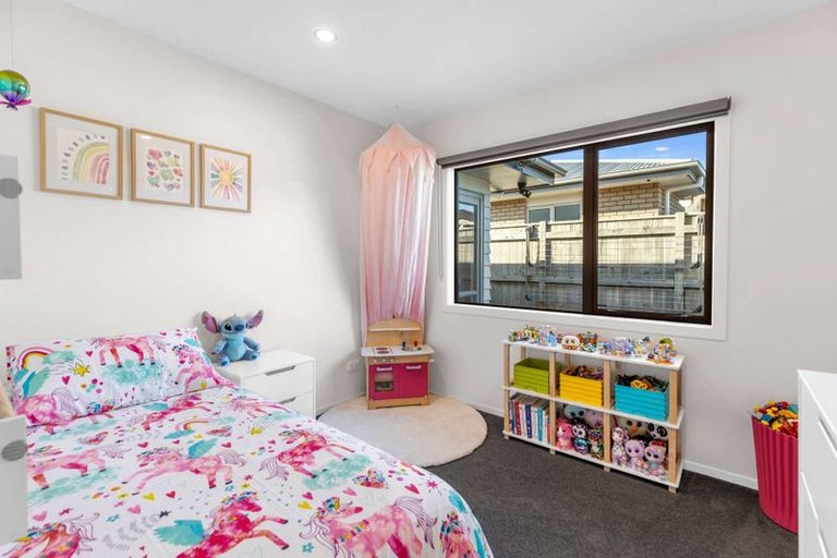 Photo of property in 17 Story Street, Foxton Beach, Foxton, 4815