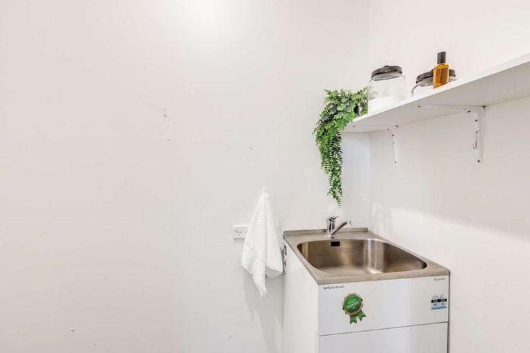 Photo of property in 9 William Street, Gore, 9710