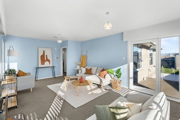 Photo of property in 63 Denise Crescent, Hornby, Christchurch, 8042