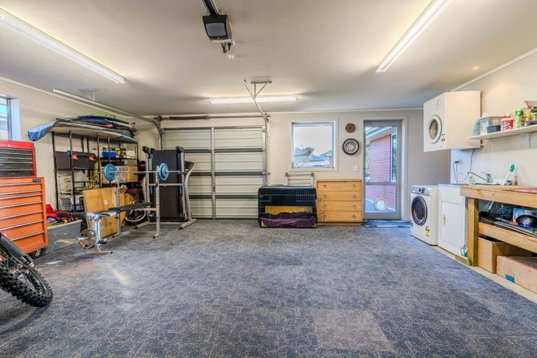 Photo of property in 14 William James Close, Mosgiel, 9024