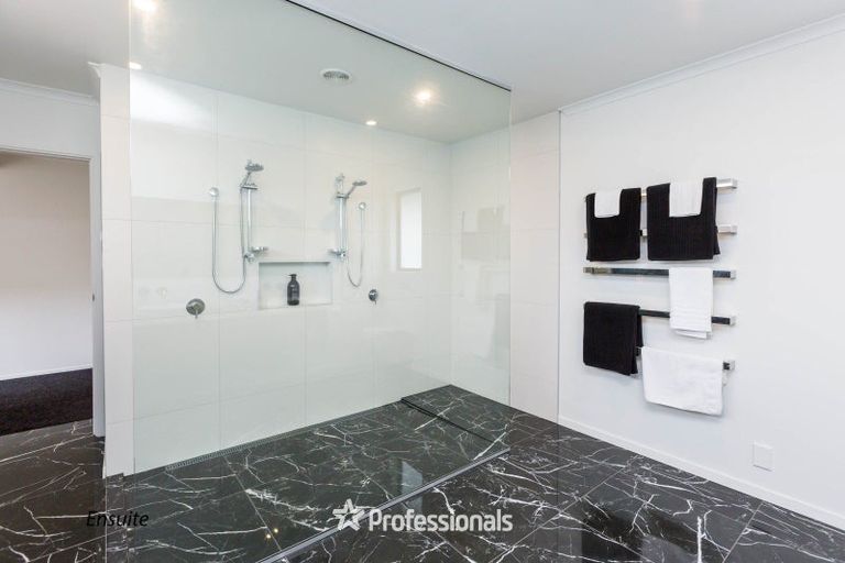 Photo of property in 48 Black Beech Street, Birchville, Upper Hutt, 5018