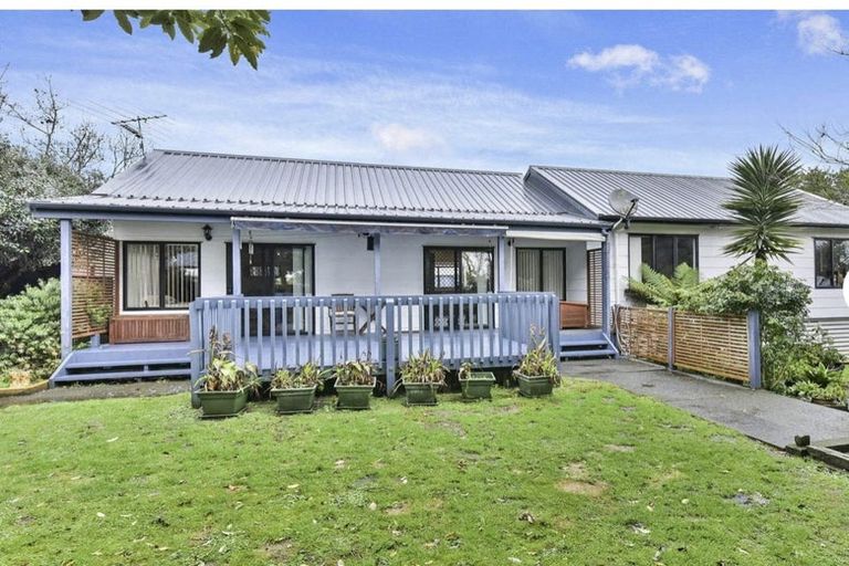 Photo of property in 7 Chrisarda Place, Red Hill, Papakura, 2110