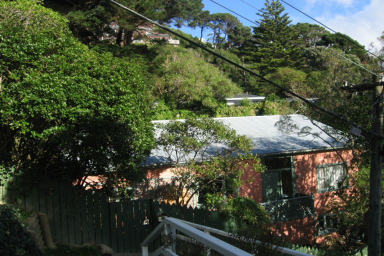 Photo of property in 24 Grass Street, Roseneath, Wellington, 6011