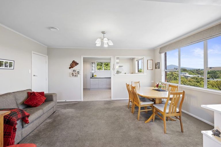 Photo of property in 49 Truby King Street, Merrilands, New Plymouth, 4312
